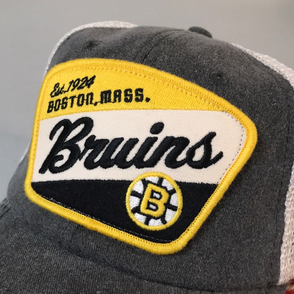 Boston Bruins Hat - Picture 2 of 5